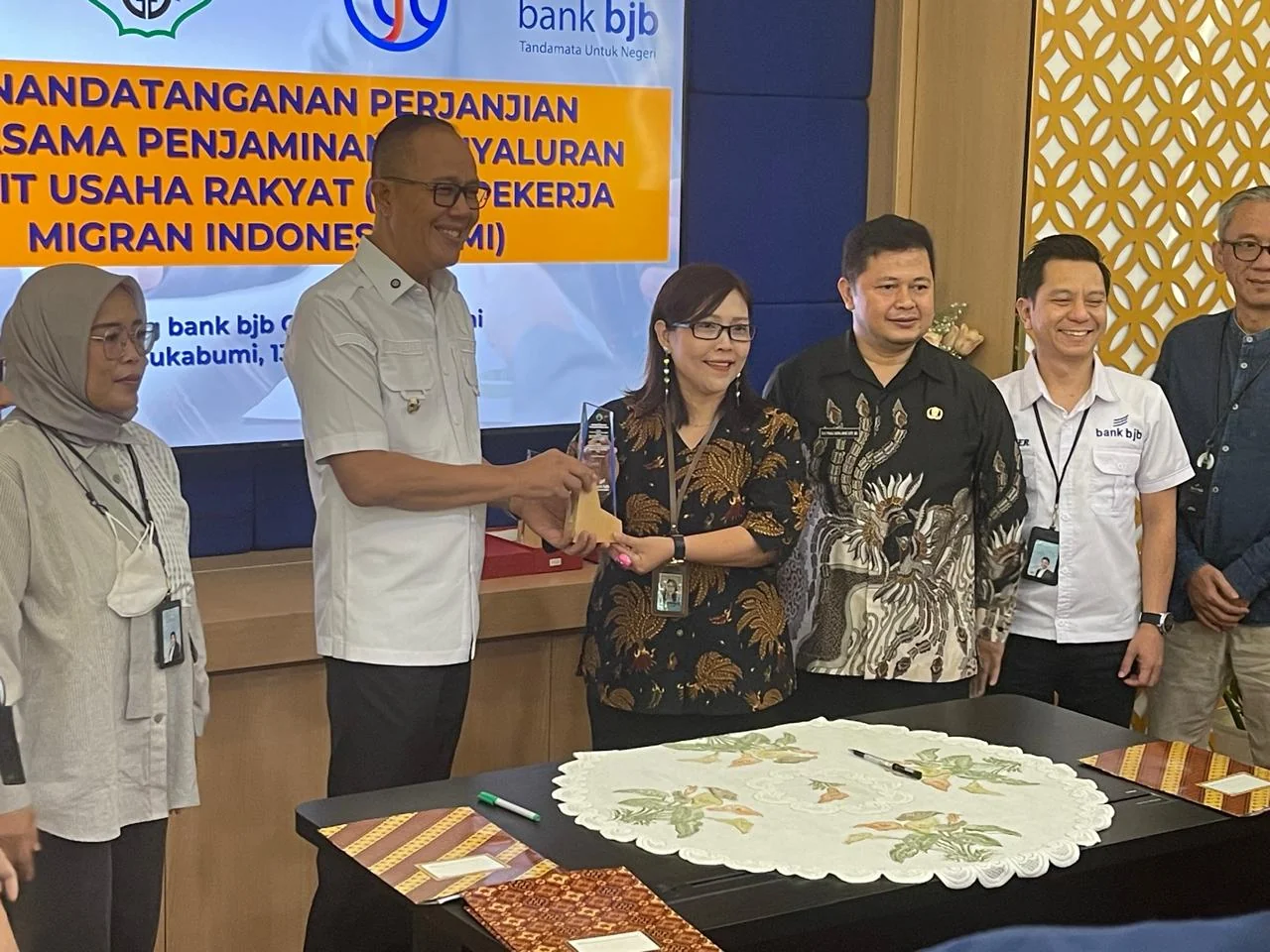 Penandatanganan Kerjasama KUR PMI Bank BJB Sukabumi